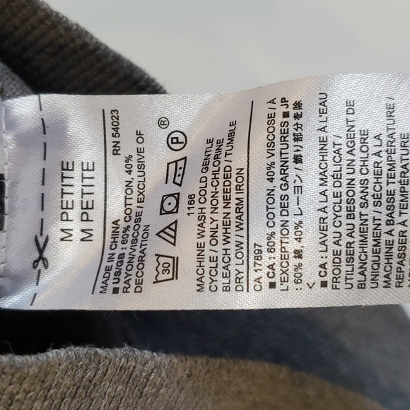 Banana Republic flamingo sweater - Picture 3 of 3